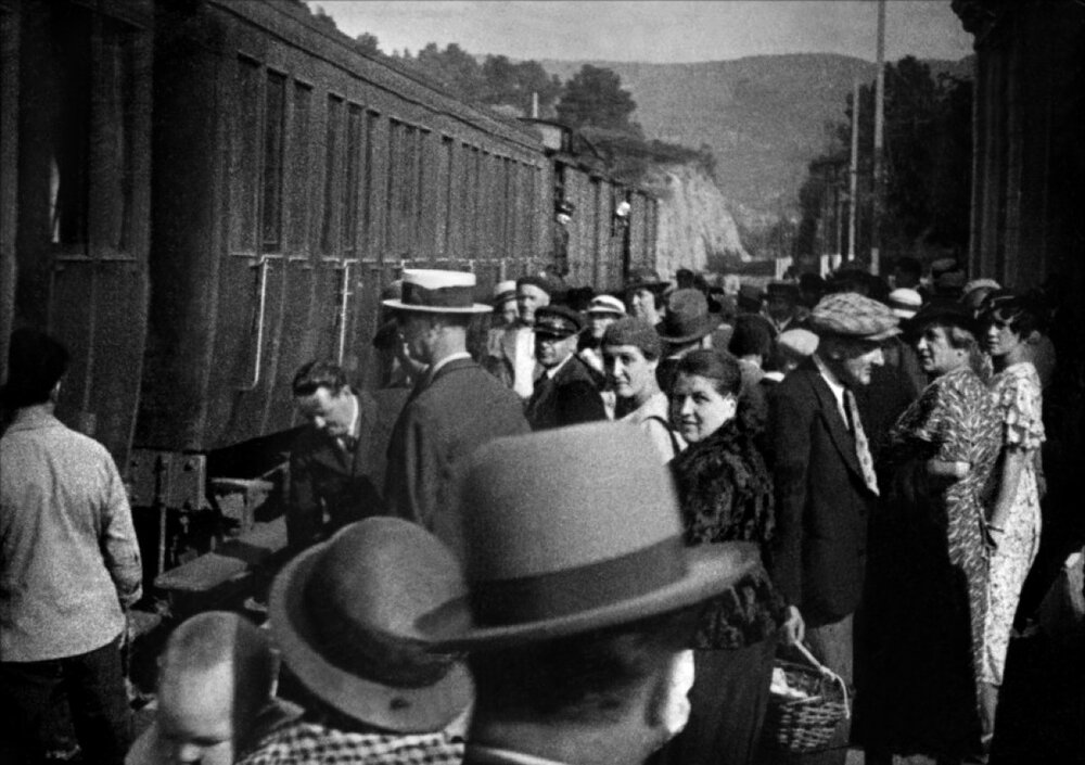 1896.火车到站  黑白 默片 高清 法国纪录短片 豆瓣9.4 Arrival of a Train at La Ciotat