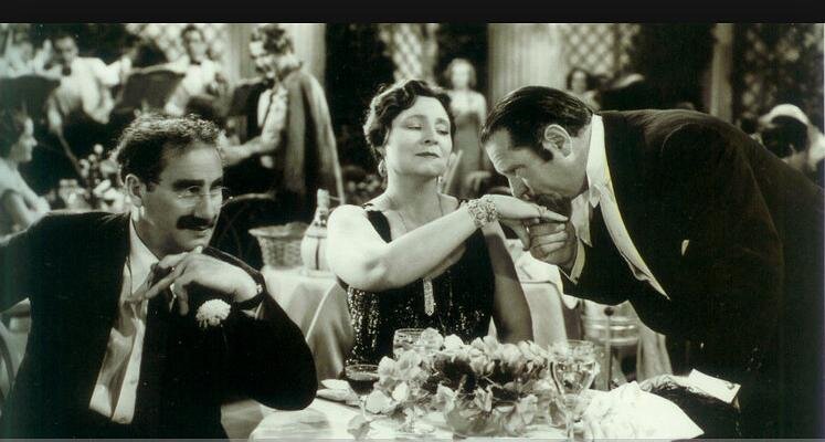 1935.歌声俪影 黑白 中字 美国喜剧音乐歌舞 高清 豆瓣7.1 A.Night.At.The.Opera.DVD9.MiniSD-TLF