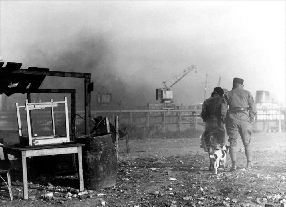 1938.雾码头 黑白 中字 法国爱情犯罪 高清 豆瓣7.7  Le quai des brumes