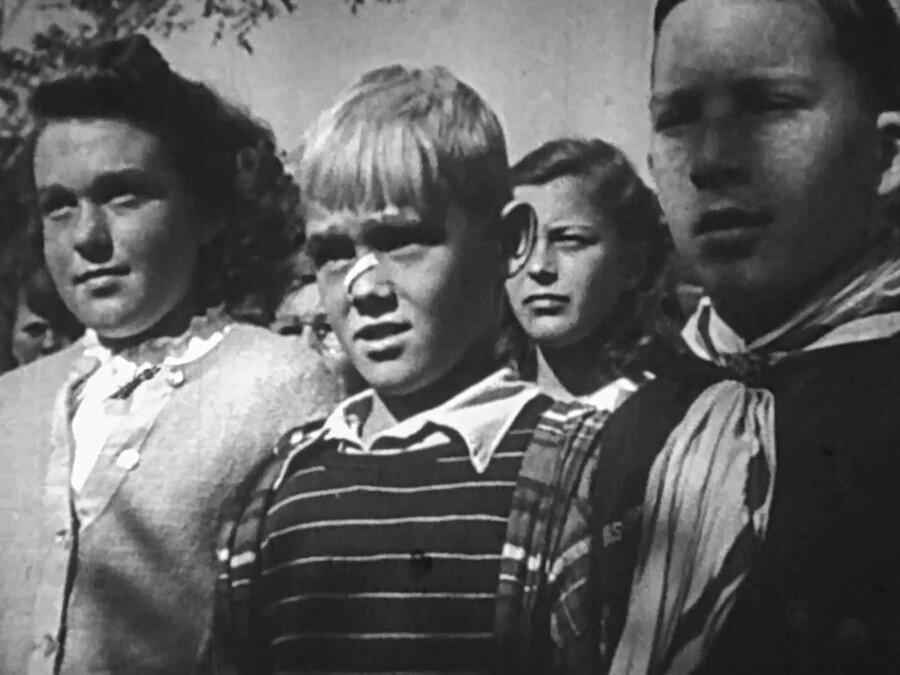 1945.我们为何而战7 美国的参战 黑白无字 清晰 美国纪录片 豆瓣7.9 Why.We.Fight.7.War.Comes.To.America