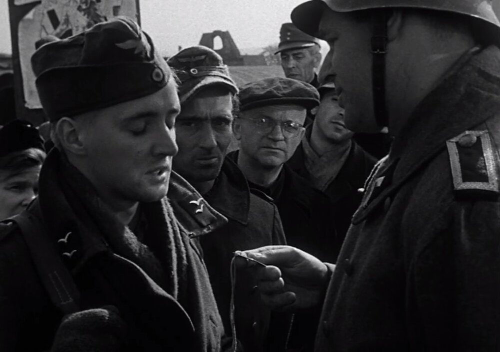 1951.血战莱茵河 黑白 中字 高清 美国战争 豆瓣7.7 Decision.Before.Dawn.1080p.WEBRip.x265-RARBG