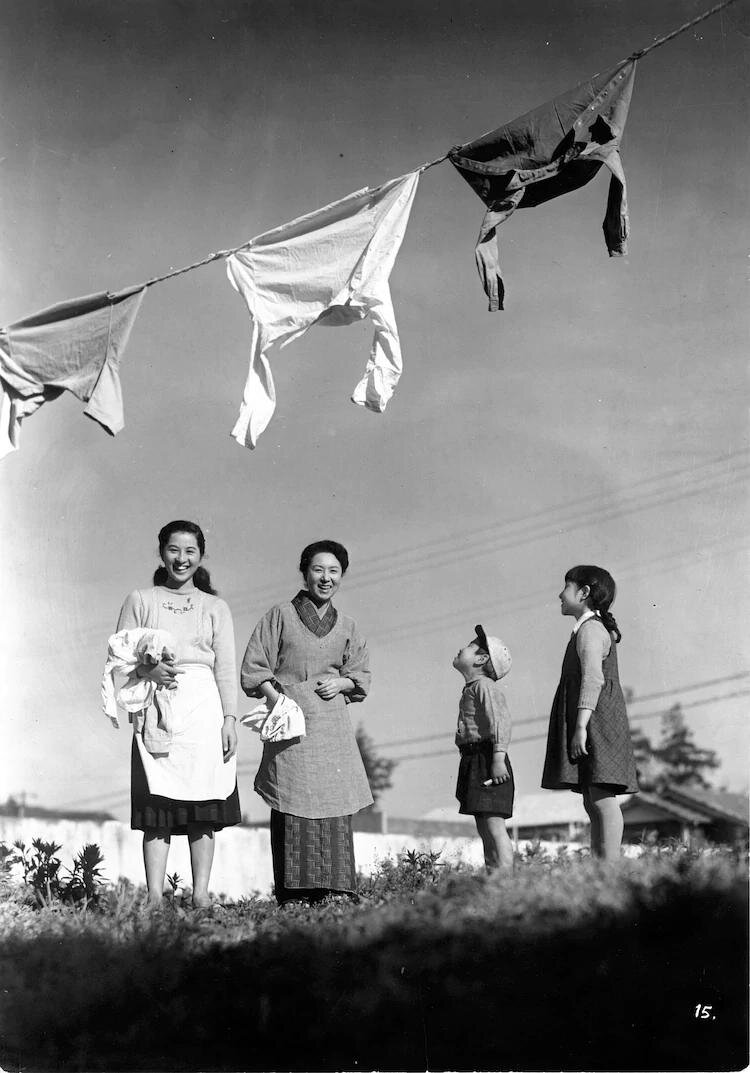 1952.母亲 黑白 中字 日本剧情 高清 豆瓣7.9 おかあさん