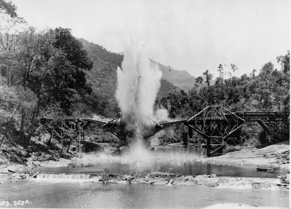 1957.桂河大桥 彩色 中字 高清 英美历史战争 豆瓣8.4 The.Bridge.On.The.River.Kwai.BluRay.720p.x264.AC3-CMCT