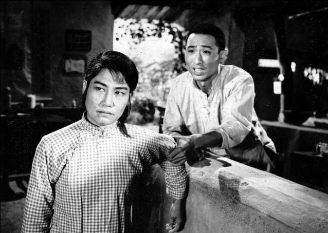 1962.李双双 黑白高清.上影喜剧片 豆瓣7.7 张瑞芳