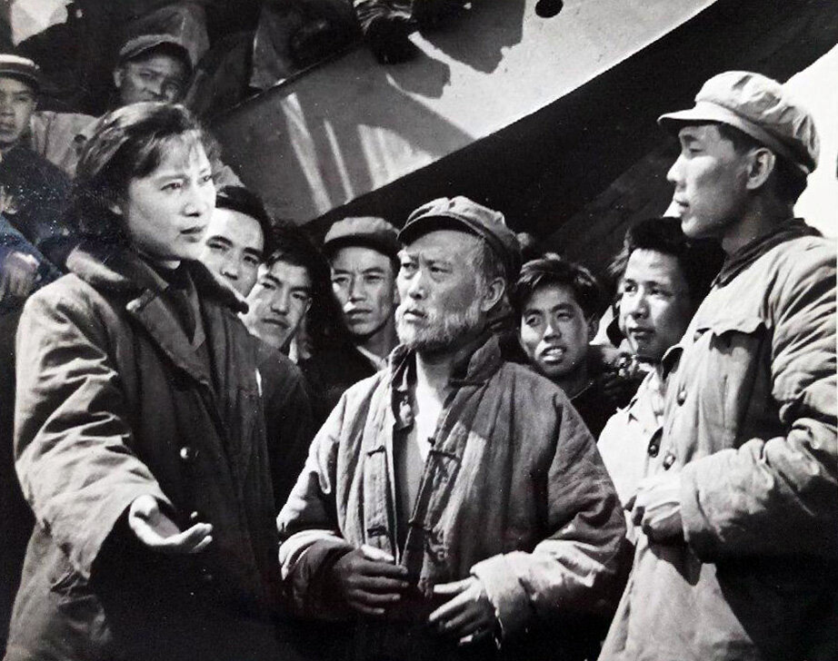 1964.浪涛滚滚.彩色 高清 北影 豆瓣无分 秦怡