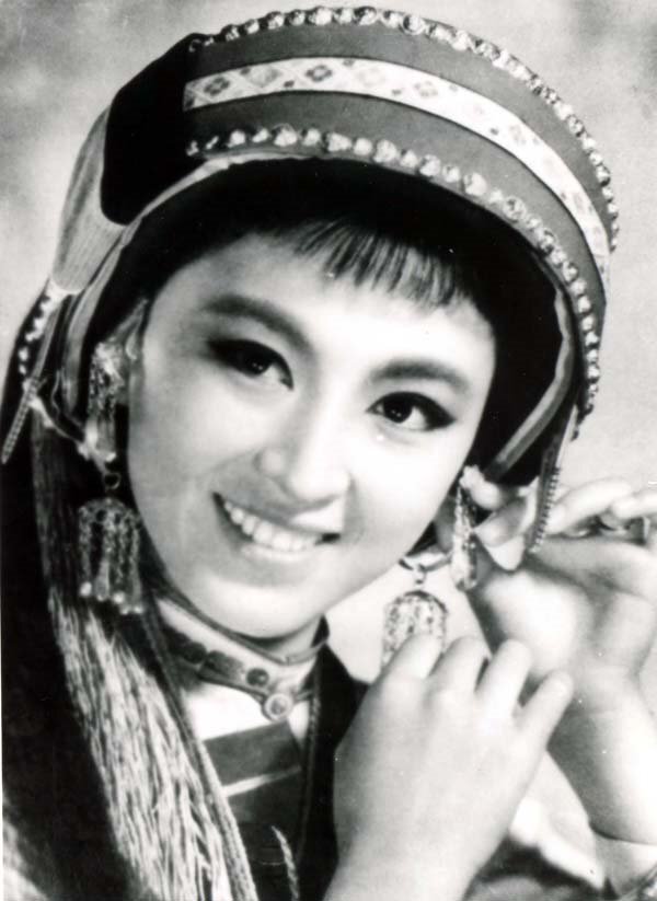 1964.阿诗玛 彩色修复 高清 爱情歌舞 豆瓣7.8