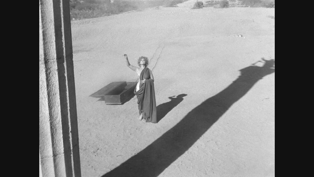 1965.沙漠中的西蒙 黑白 中字 墨西哥短片 豆瓣7.8 .Simon.of.the.Desert.CC.BD.MiniSD