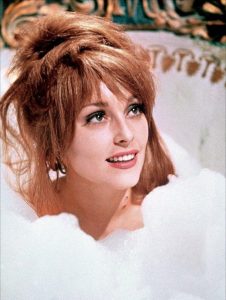 1967.天师捉妖 彩色 中字 美英喜剧恐怖 高清 豆瓣7.0.Dance.Of.The.Vampires.D9.MiniSD-TLF