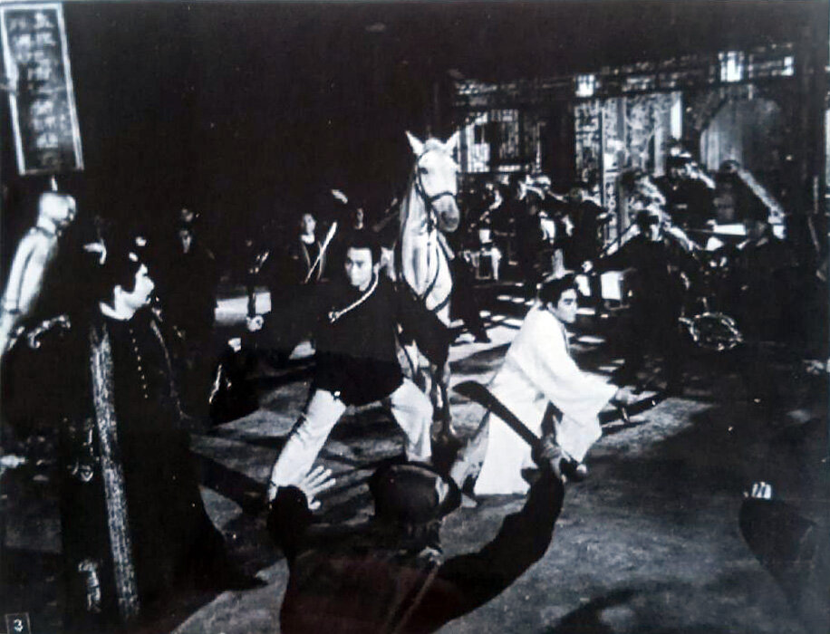 1971.侠骨丹心 彩色 高清 香港武侠 豆瓣6.1 傅奇