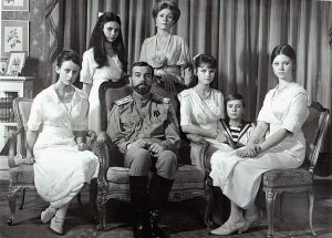 1971.俄宫秘史.彩色 中字 高清 英国传记历史战争 豆瓣7.9 nicholas.and.alexandra.720p.bluray.x264