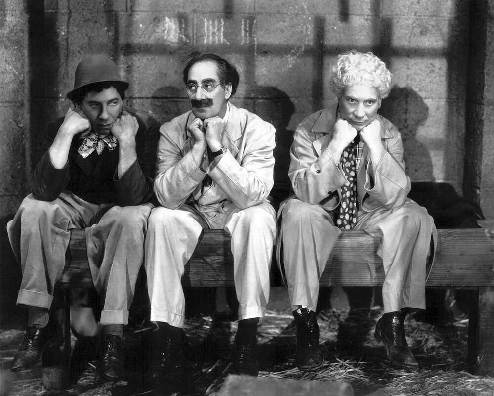 1946.卡萨布兰卡之夜 黑白 中字 高清 美国喜剧 豆瓣8.3  A Night in Casablanca. BluRay