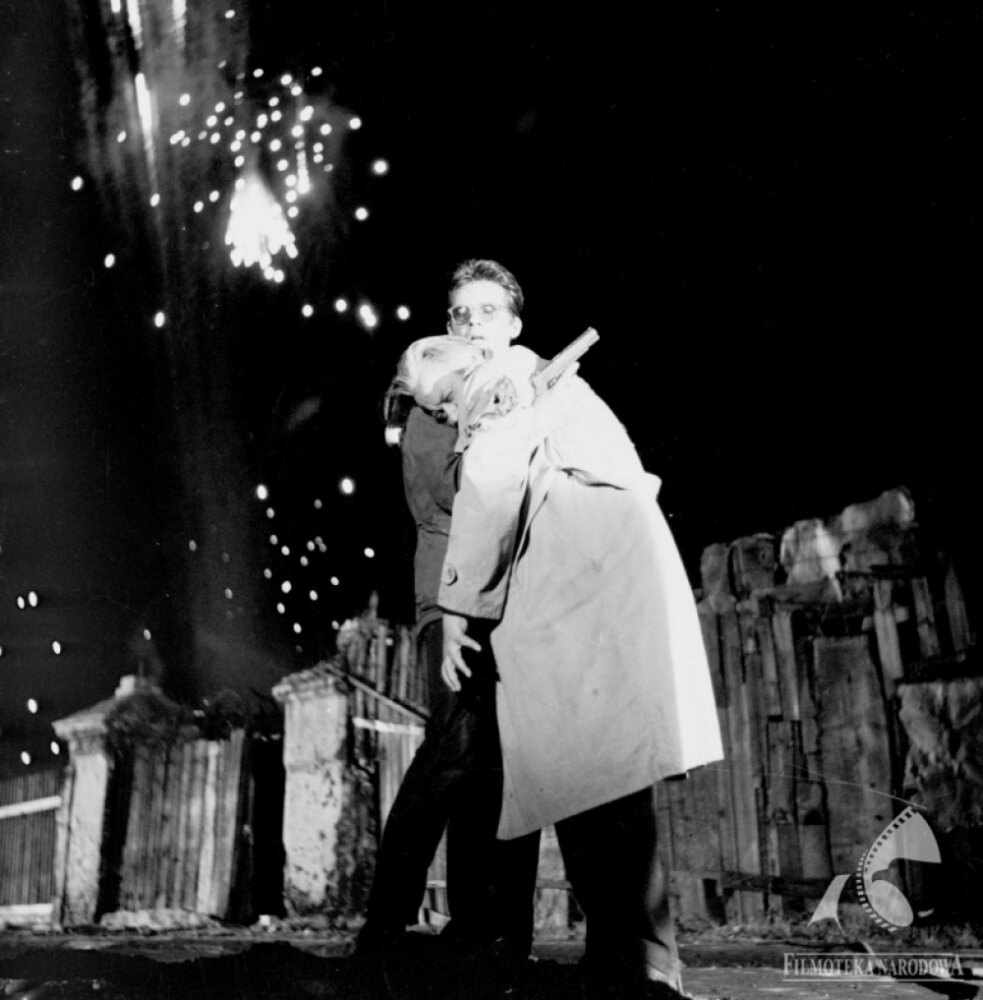 1958.二战三部曲3.灰烬与钻石.黑白 中字 清晰 波兰战争 豆瓣8.1 Ashes.And.Diamonds.D9.MiniSD-TLF