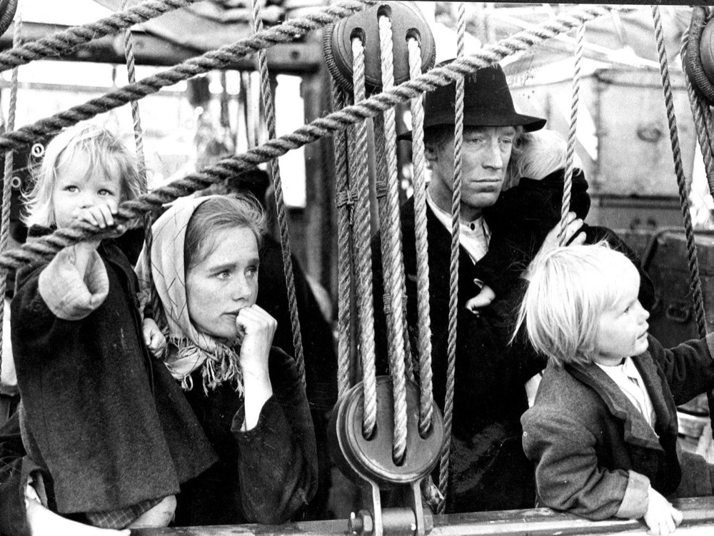 1971.大移民.彩色 中字 高清 瑞典冒险 豆瓣8.0 The.Emigrants.AKA.Utvandrarna.CC.BD.MiniSD-TLF